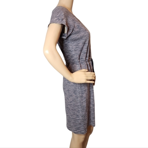 Columbia heathered taupe stretch short sleeve dress. Size small - Picture 10 of 16
